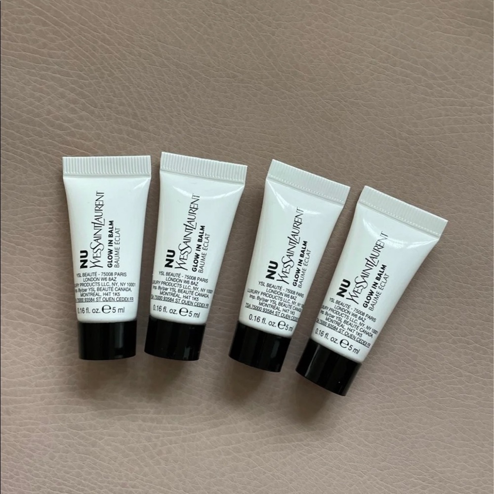 YSL NU Glow in balm 0.16*4 4pc
All new
Date code:40U400